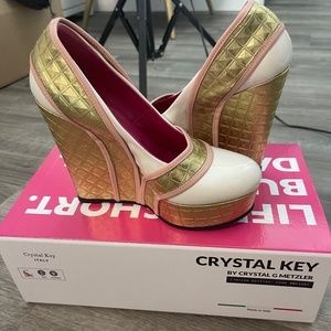 Crystal Key Limited Edtion